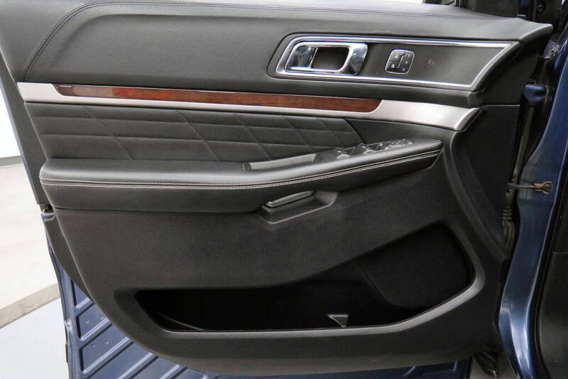 2019 Ford Explorer Platinum