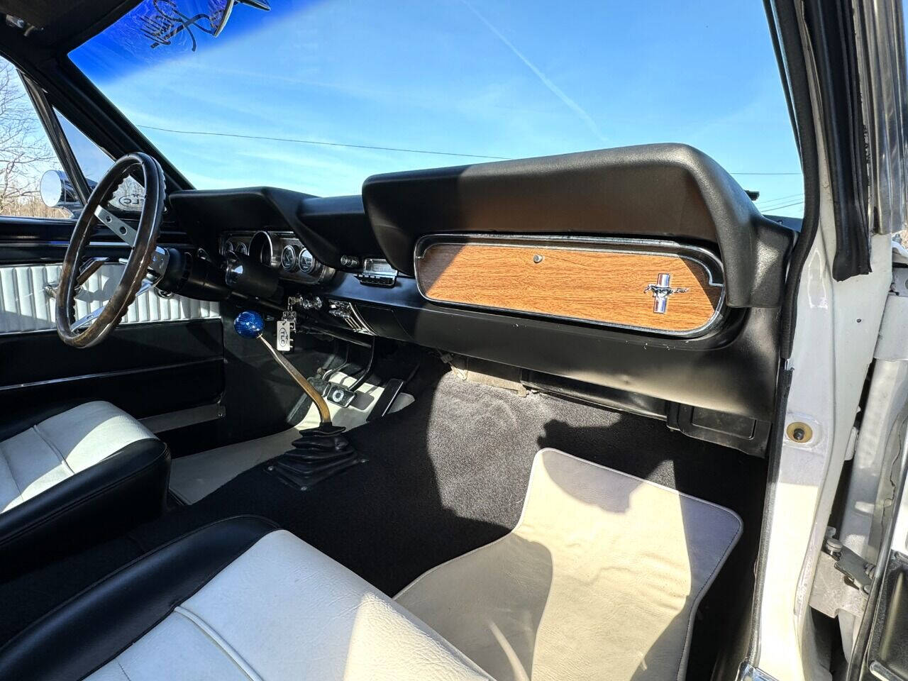 1965 Ford Mustang 51