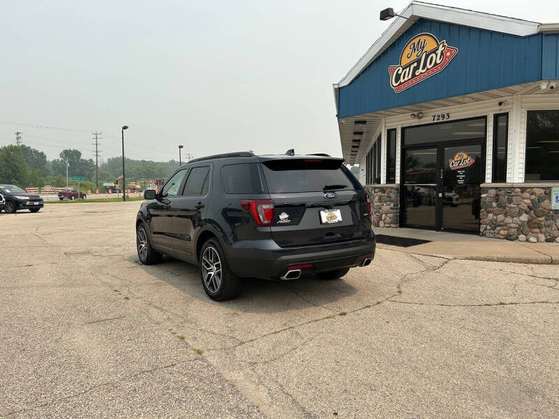 2017 Ford Explorer Sport