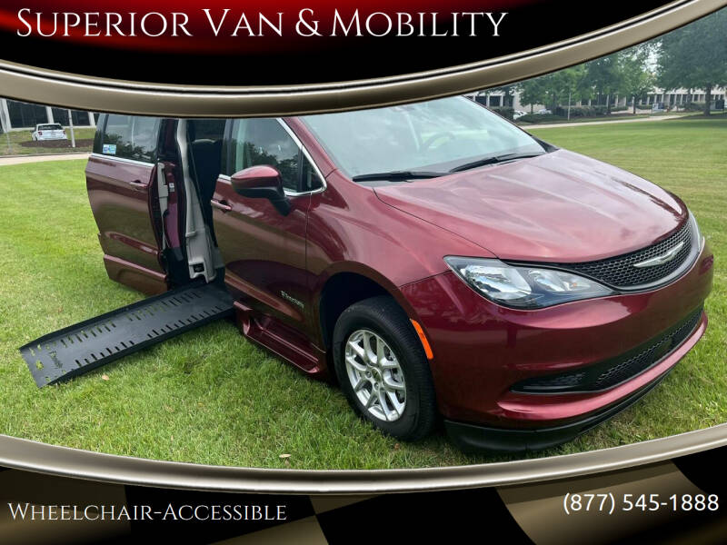 2023 Chrysler Voyager LX