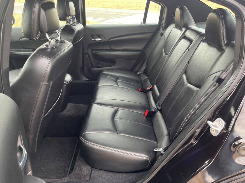 2011 Chrysler 200 Limited