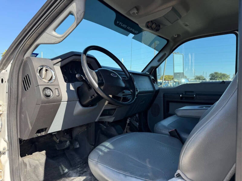 2013 Ford F-750 Super Duty