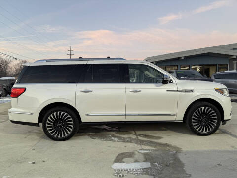 2019 Lincoln Navigator L Black Label