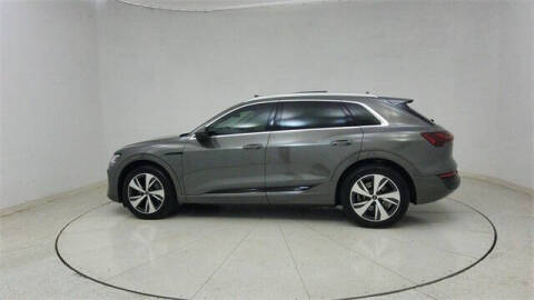 2024 Audi Q8 e-tron quattro Premium