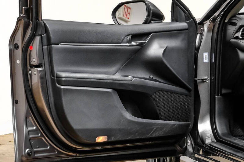 2019 Toyota Camry XSE