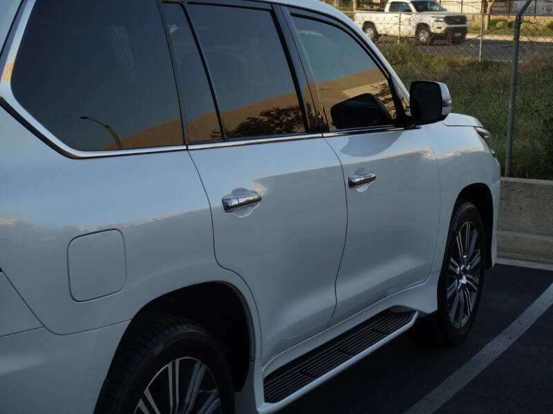 2016 Lexus LX 570