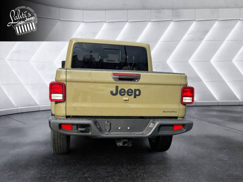 2026 Jeep Gladiator Sahara