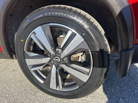 2024 Nissan Rogue SL