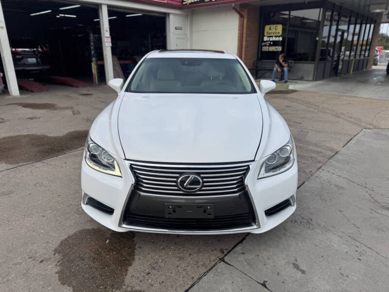 2017 Lexus LS 460