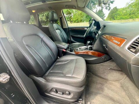 2012 Audi Q5 3.2 quattro Premium Plus