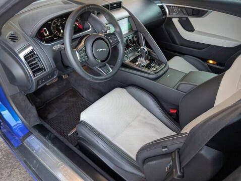 2021 Jaguar F-TYPE R