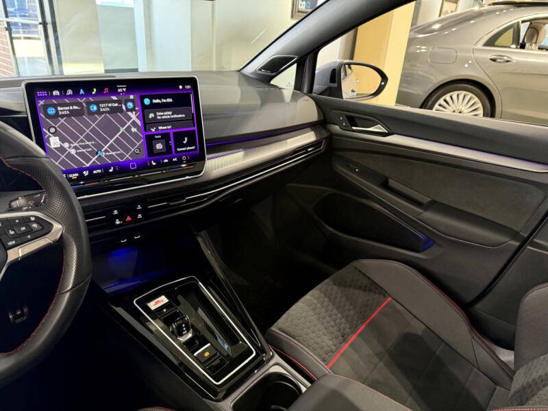 2025 Volkswagen Golf GTI SE