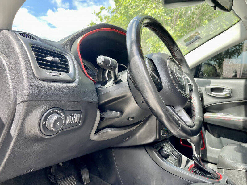 2020 Jeep Compass  - $23,995