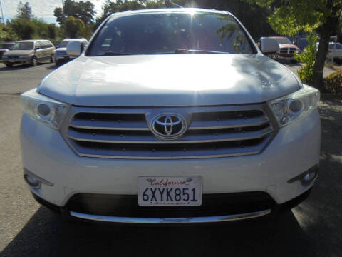 2012 Toyota Highlander SE