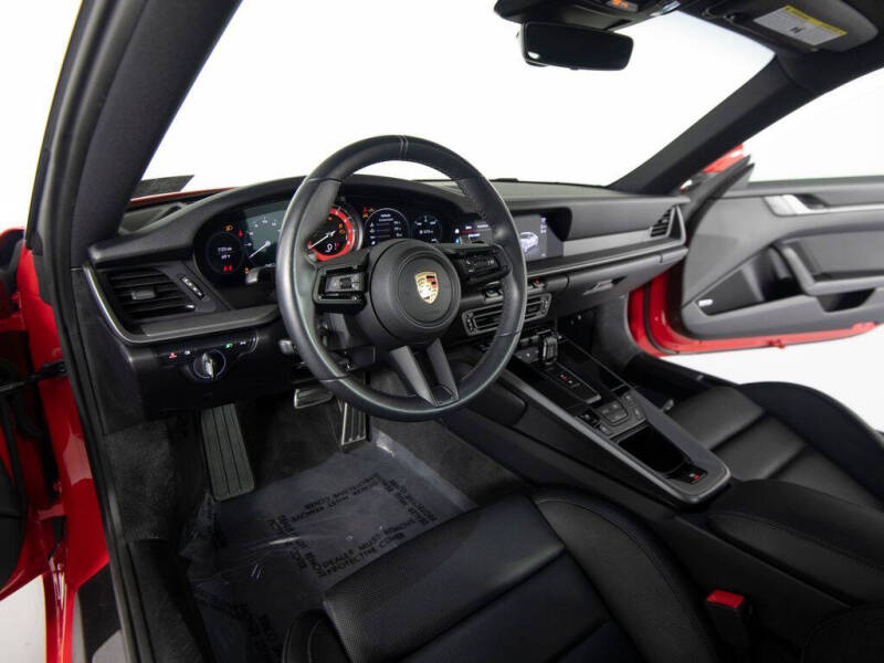 2024 Porsche 911 Carrera