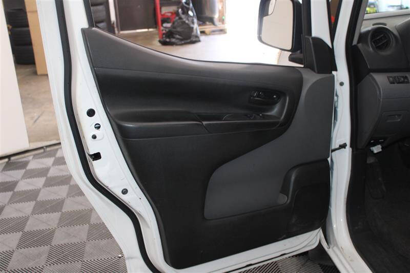 2014 Nissan NV200 SV