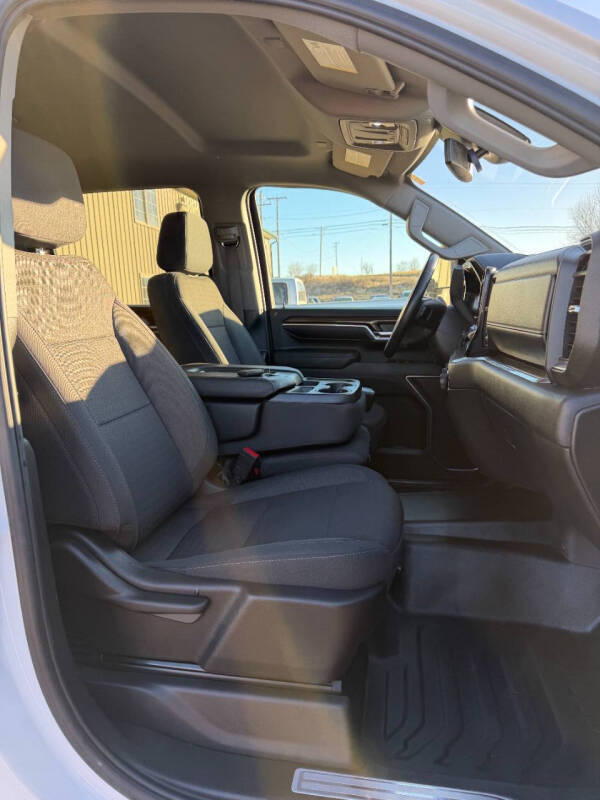 2024 Chevrolet Silverado 3500HD CC LT