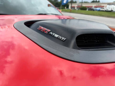 2016 Dodge Challenger 392 HEMI Scat Pack Shaker