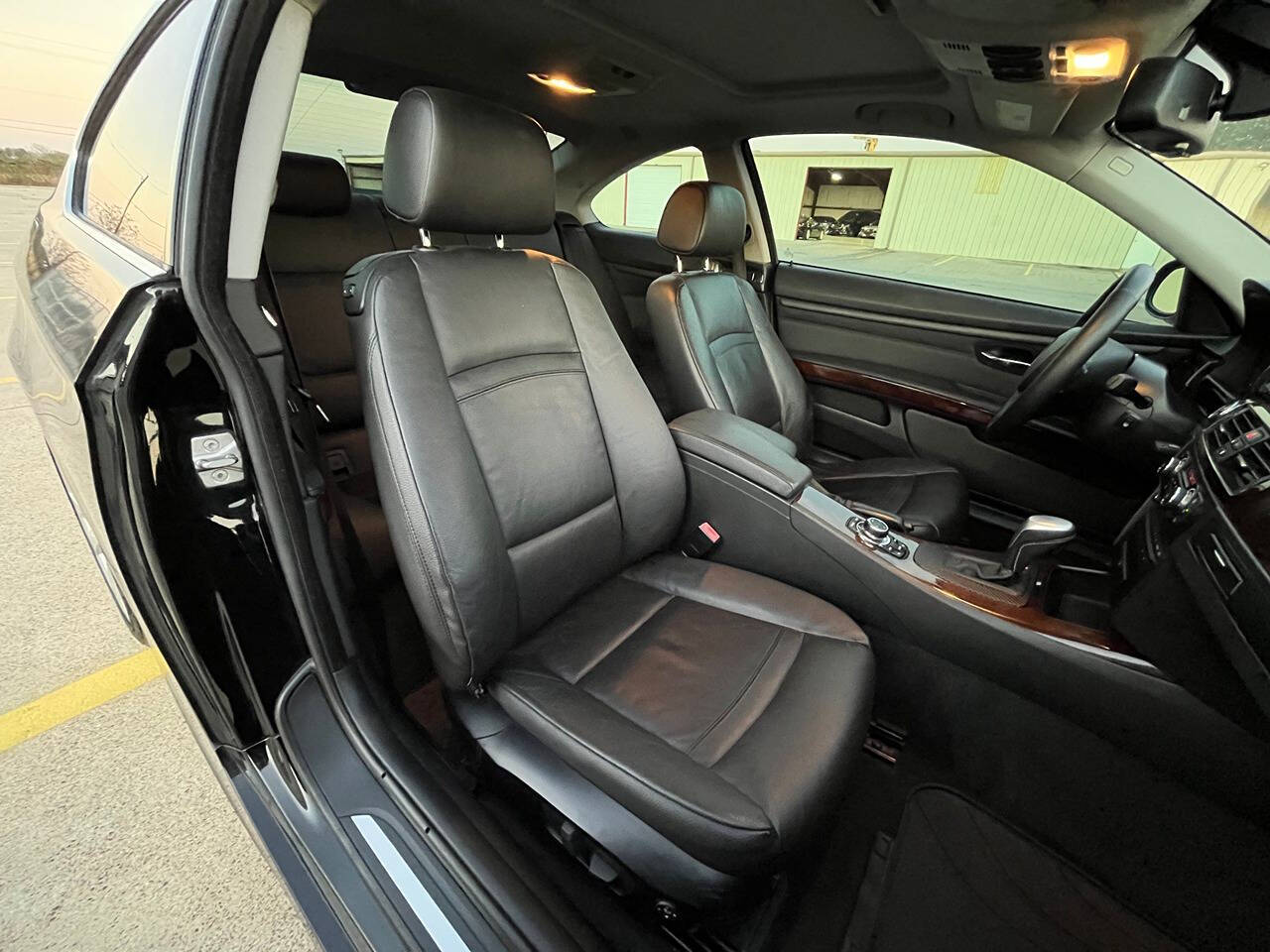 2011 BMW 3 Series for sale at Carnival Car Company in Victoria, TX