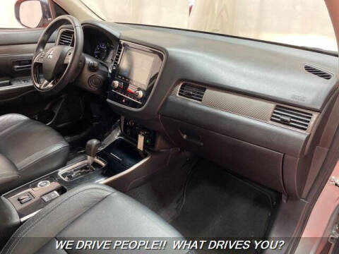 2020 Mitsubishi Outlander SE