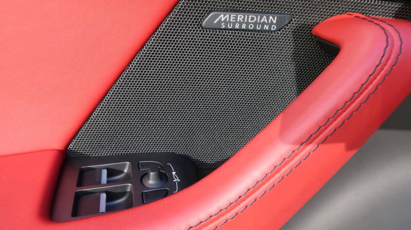 2020 Jaguar F-TYPE R