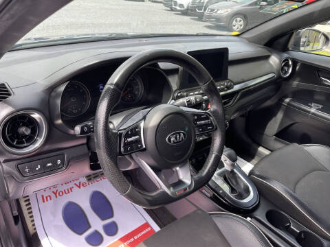 2020 Kia Forte GT Line