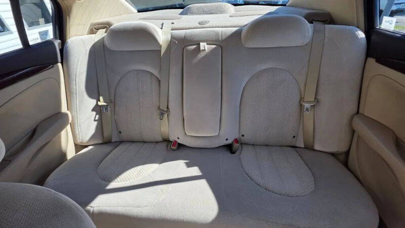 2011 Buick Lucerne CX