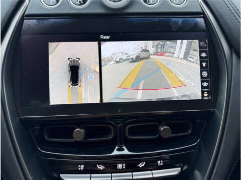 2021 Aston Martin DBX