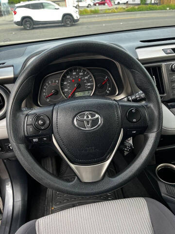 2013 Toyota RAV4 XLE