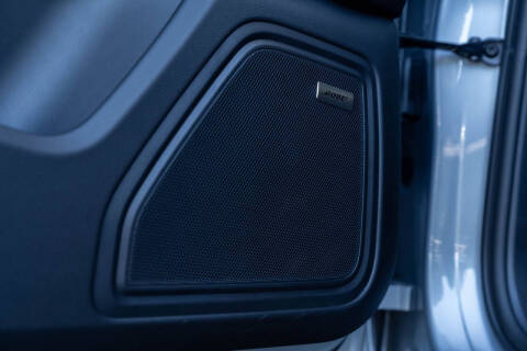 2025 Porsche Macan T