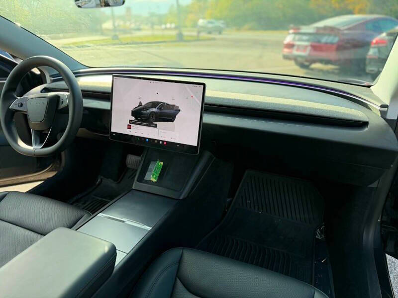 2025 Tesla Model 3 Long Range