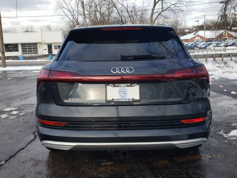 2019 Audi e-tron quattro Prestige