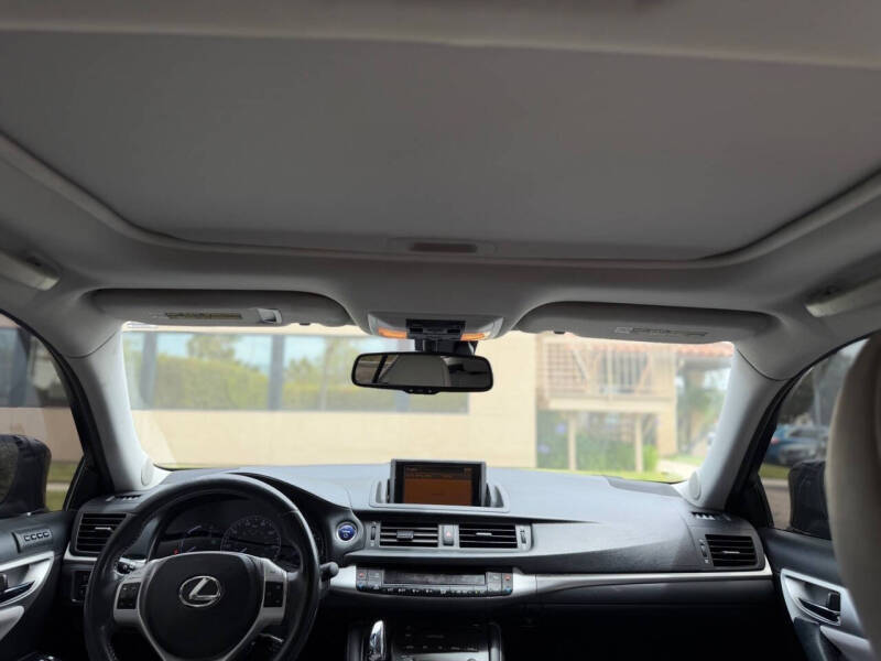 2012 Lexus CT 200h Premium