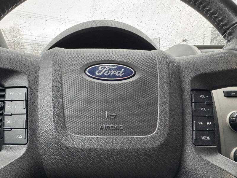 2009 Ford Escape XLT