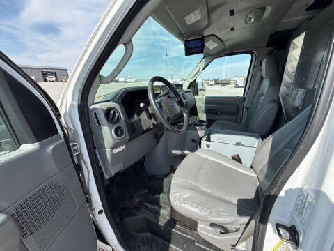 2012 Ford E-Series E-350 SD