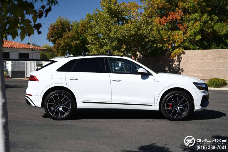 2019 Audi Q8 quattro Premium Plus 55 TFSI