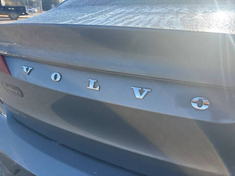 2018 Volvo S90 T5 Momentum