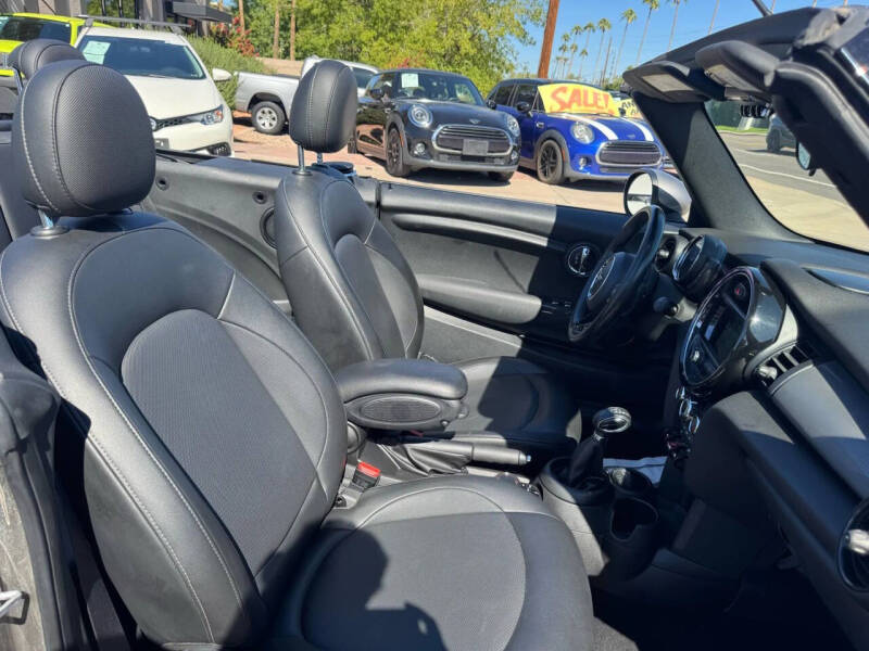 2019 MINI Convertible Cooper