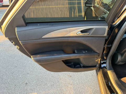 2017 Lincoln MKZ Premiere