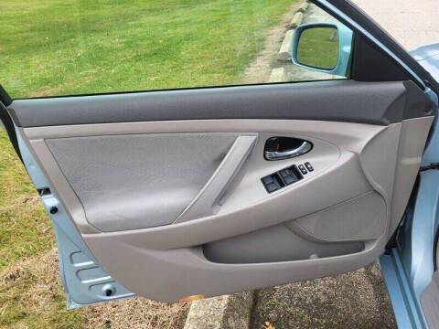 2009 Toyota Camry LE