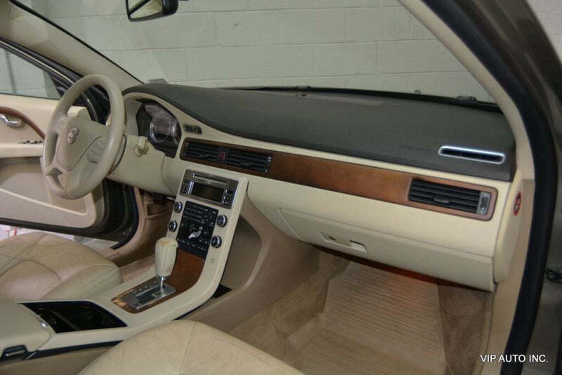 2010 Volvo XC70 3.2