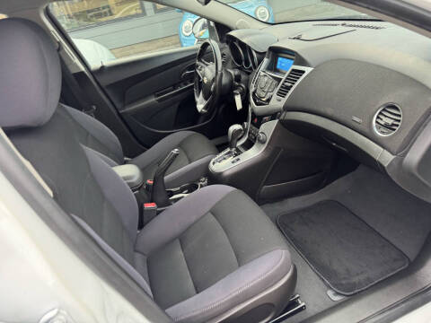 2013 Chevrolet Cruze 1LT Auto