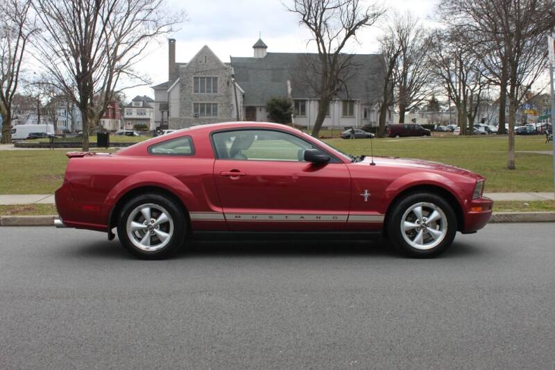 2007 Ford Mustang for sale at Lexington Auto Club in Clifton NJ