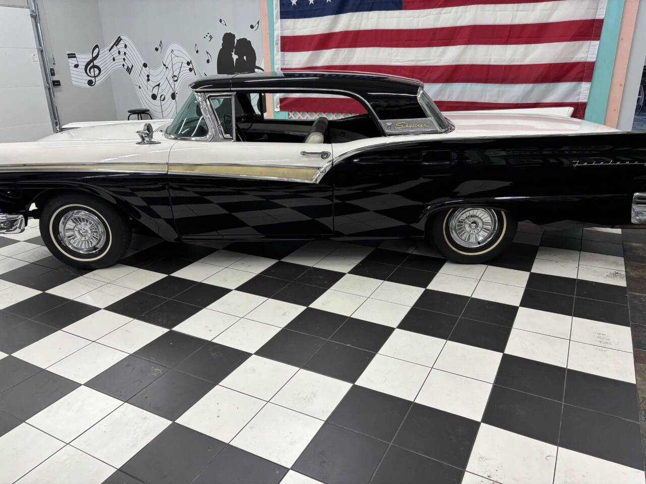 1957 Ford Fairlane 3