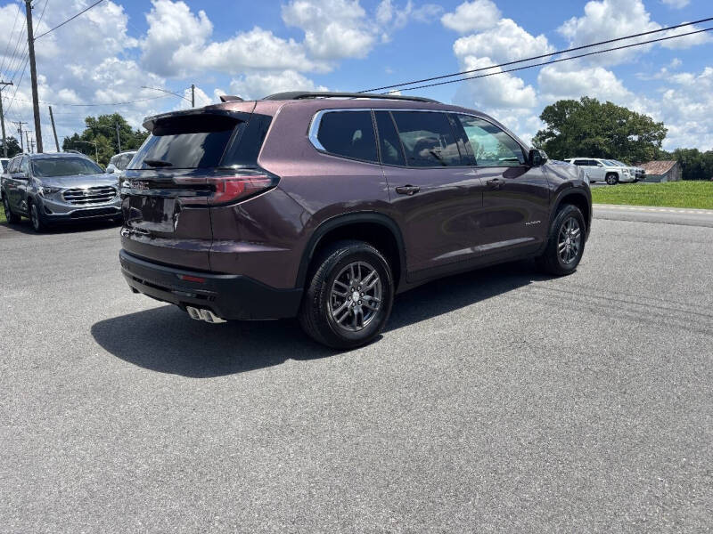 2025 GMC Acadia Elevation