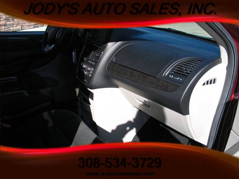 2017 Dodge Grand Caravan SE Plus