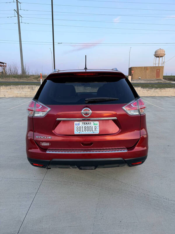 2015 Nissan Rogue SV