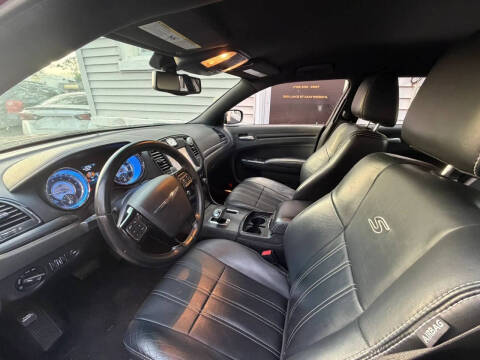 2014 Chrysler 300 S