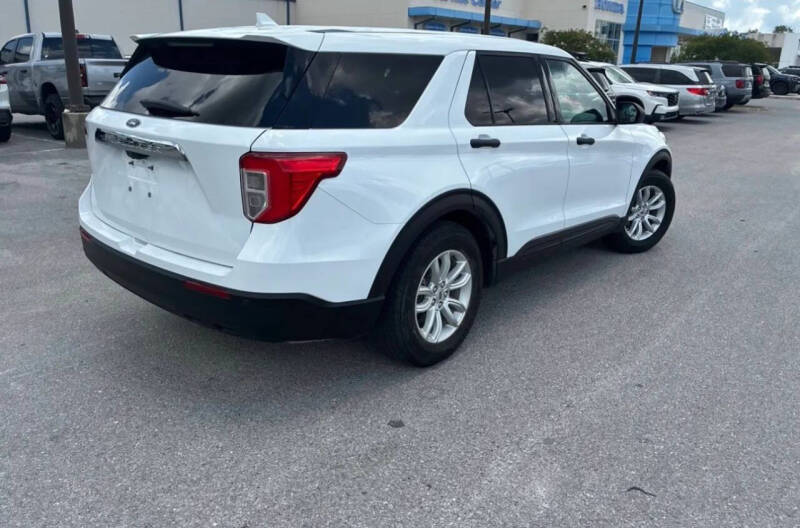 2020 Ford Explorer