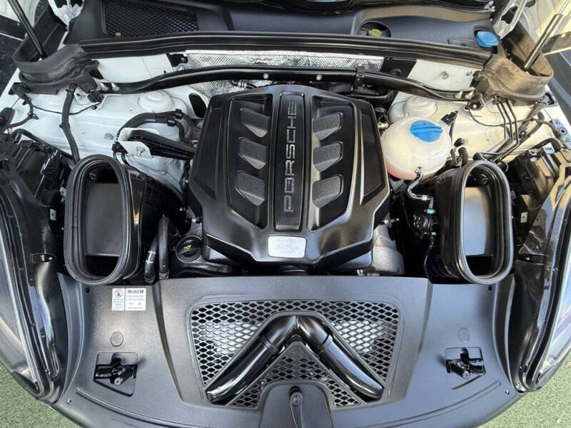 2018 Porsche Macan GTS